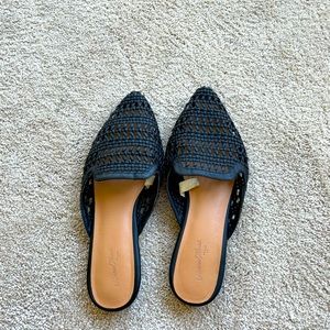 Slip-on Woven Target Mule